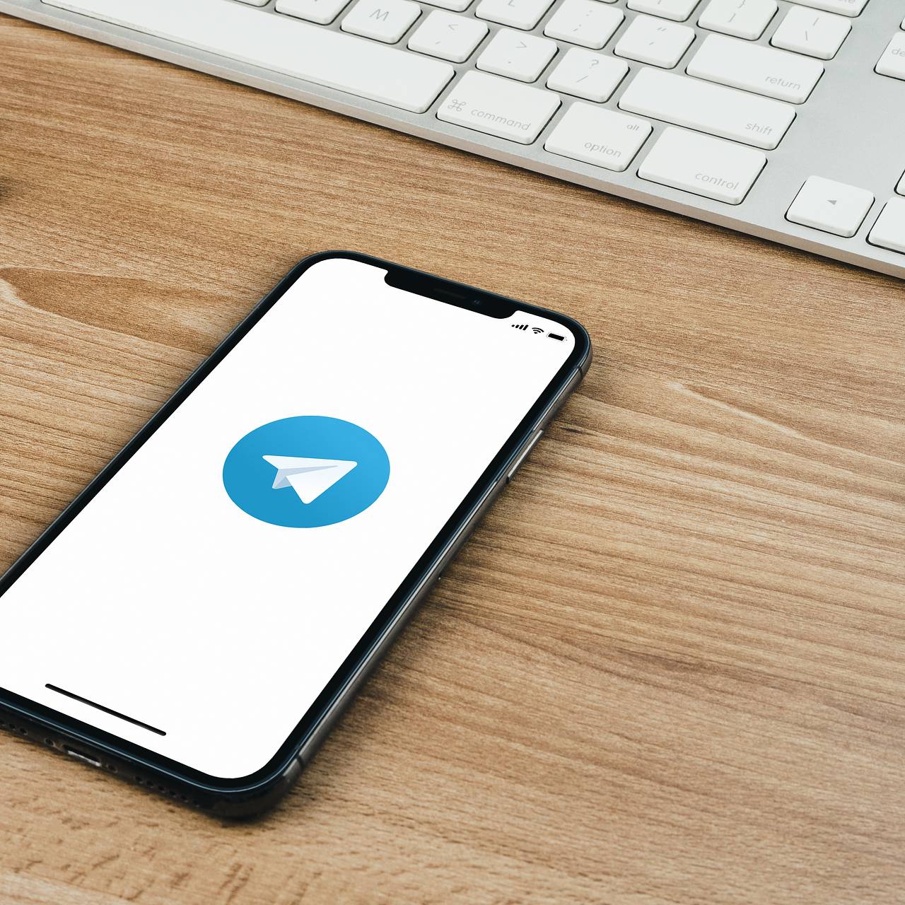 Telegram могут заблокировать в России уже к апрелю, но с одним исключением. Роскомнадзор дал комментарий