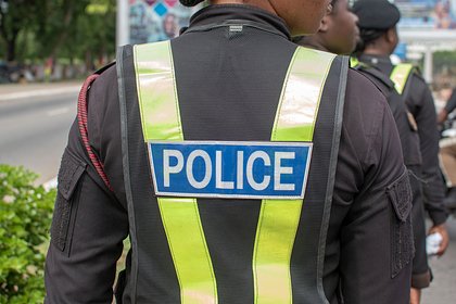 Политик заставил подростков заниматься сексом на виду у людей