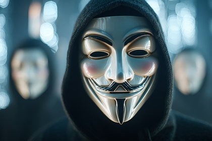 Россиян стали массово добавлять в опасные виды чатов