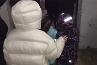 Пропавшую школьницу в Смоленске удерживали в 300 метрах от собственного дома. Что известно о похищении и подозреваемом? 