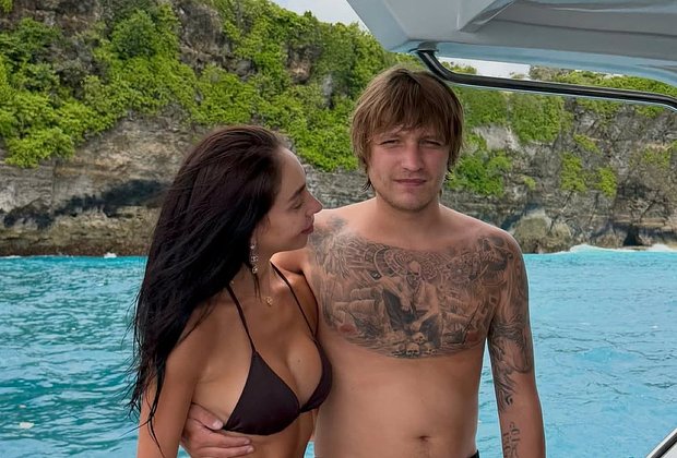 Игорь Комаров и его девушка, блогер Ева Мишалова