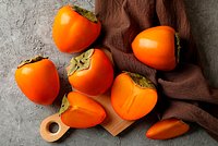 Польза и вред хурмы для организма: сколько можно съесть в день и кому противопоказана