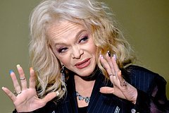 Лариса Долина