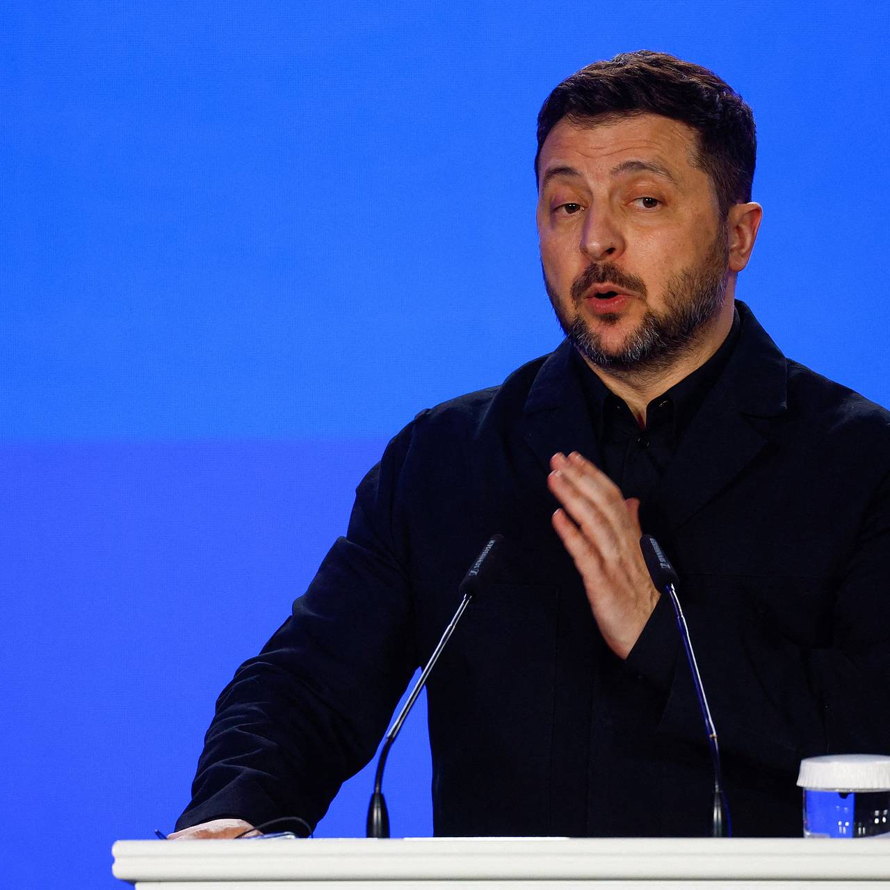 Зеленский пропустил заседание о судьбе Украины