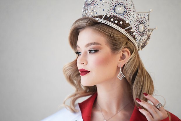 Анна Линникова