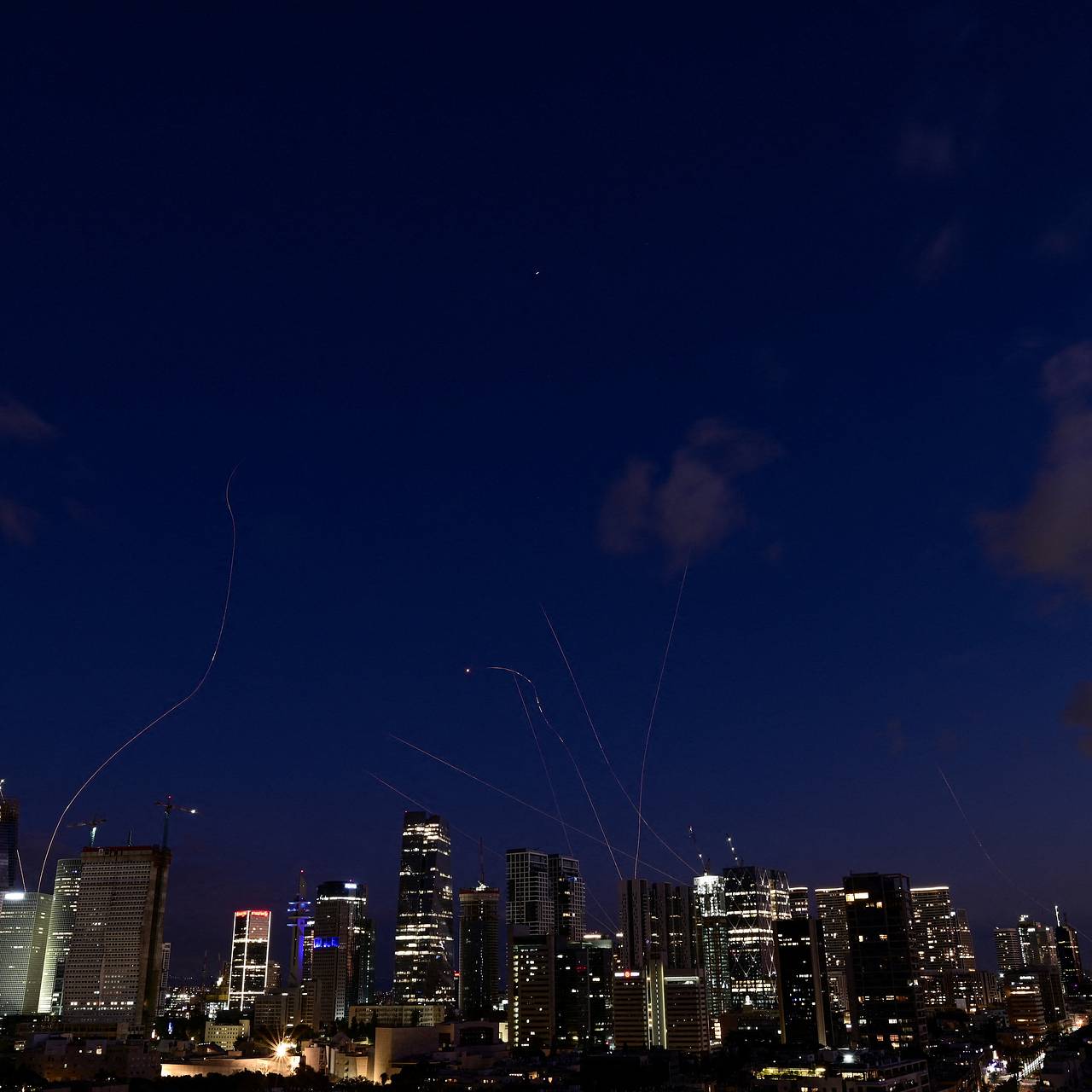 Иран атаковал Тель-Авив