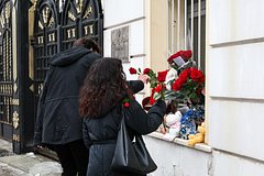 У посольства Ирана в Москве