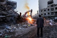 Угрозы Ирана, новые удары по ОАЭ и атака Израиля под чужим флагом на Саудовскую Аравию. Что происходит на Ближнем Востоке? 