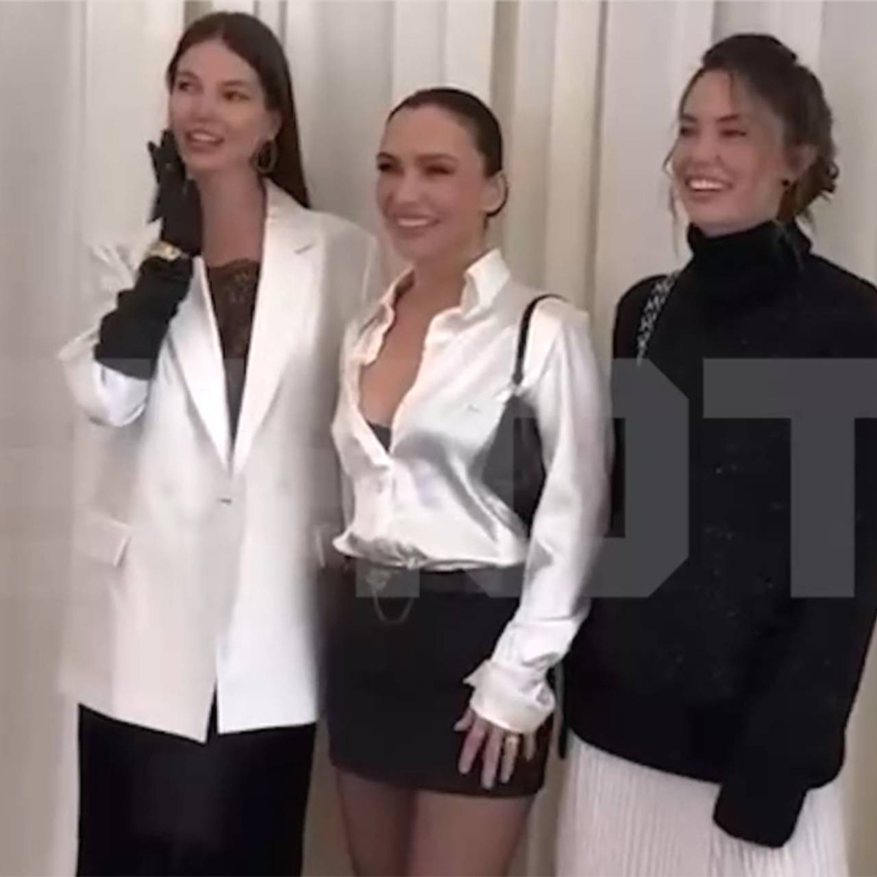 Intimissimi сорвал невестам выездную регистрацию брака в Москве из-за звездной вечеринки