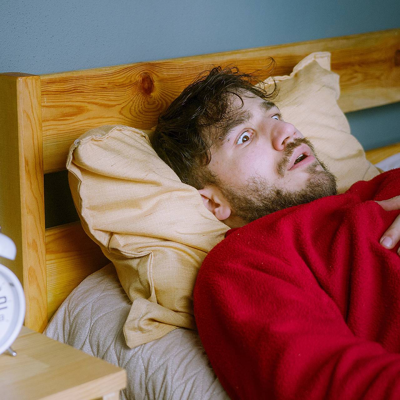 Сон на спине оказался виновником одного пугающего ночного состояния