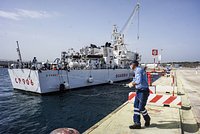 «Европа бьет сама по себе». Страну НАТО заподозрили в организации атаки на российский газовоз. Новые подробности атаки на судно