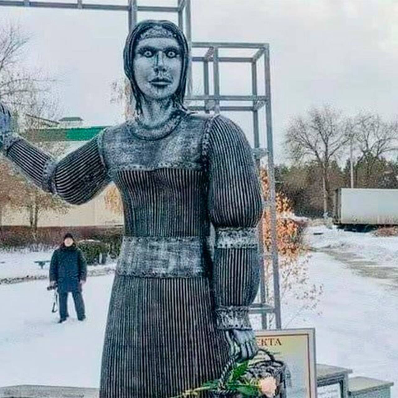 Аленка с &laquo;памятника Русской Смерти&raquo; стала товарным знаком