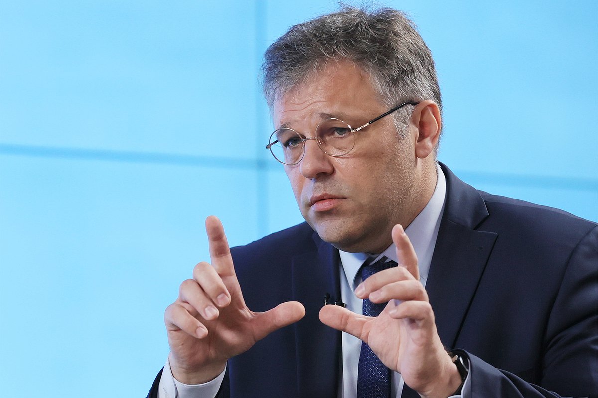 Посол по особым поручениям МИД России по преступлениям киевского режима Родион Мирошник