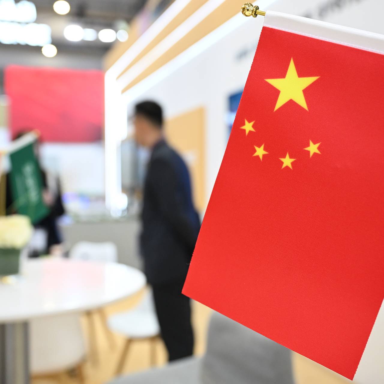 Китай ухудшил прогнозы по росту экономики