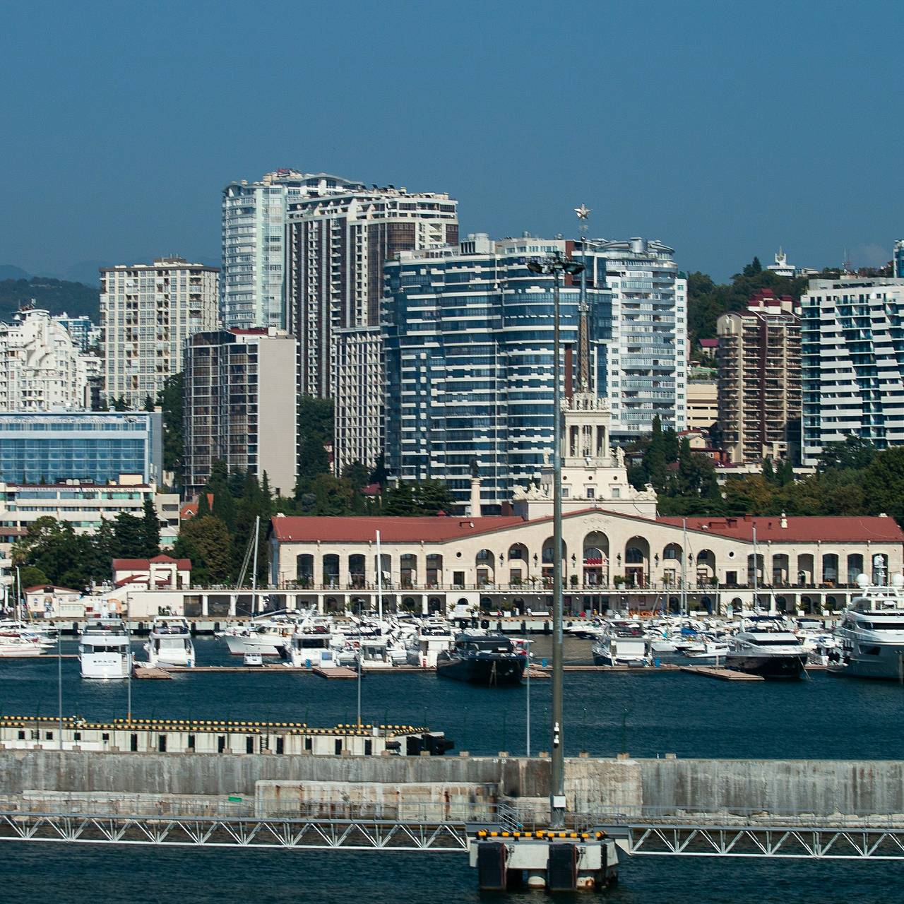 Утро жителей российского города-курорта началось с землетрясения