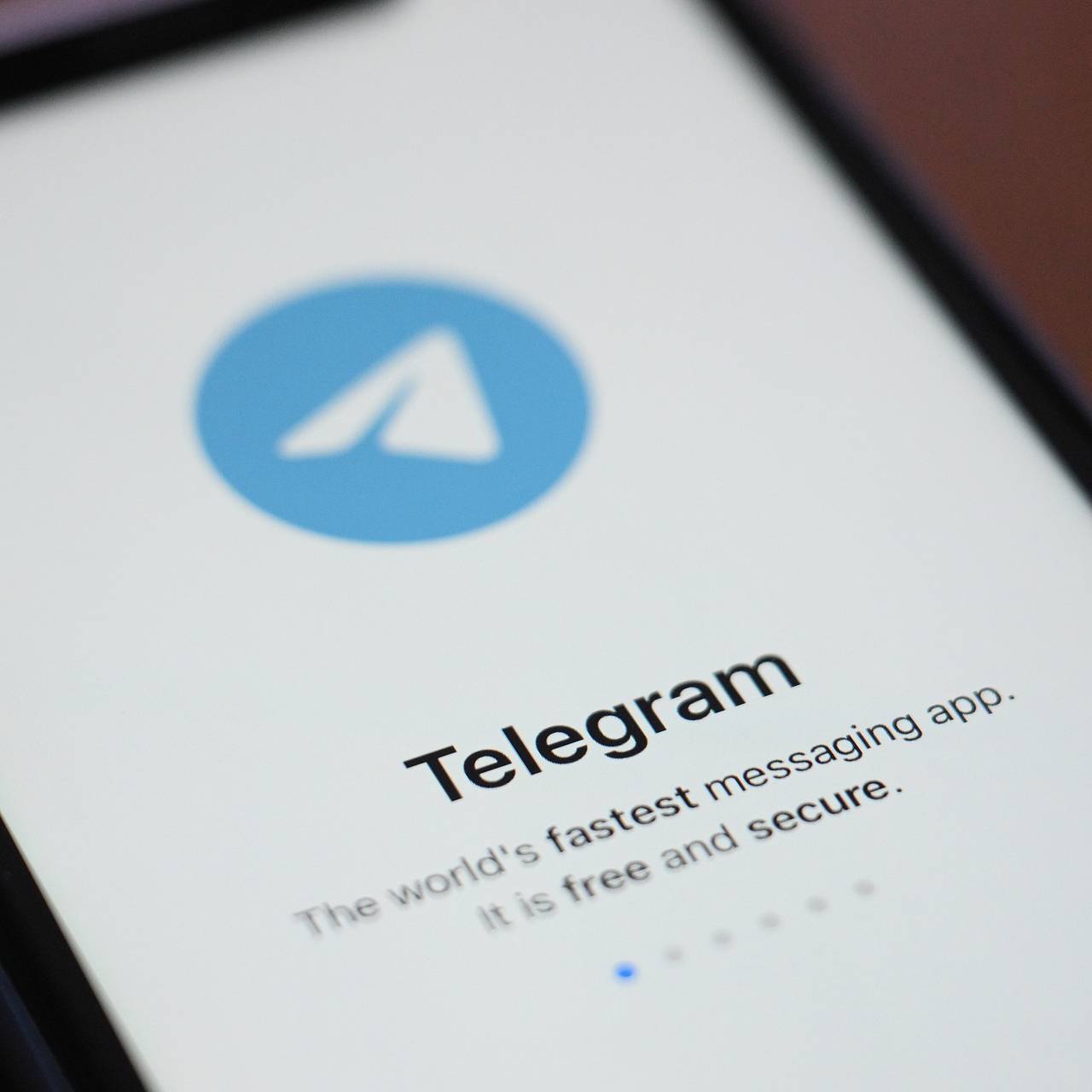 «У Дурова не так много времени». Основателю Telegram указали на четкий сигнал после обсуждения у Путина «вражеского вида связи»