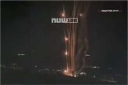 Огневой вал ПВО Израиля по иранским ракетам сняли на видео