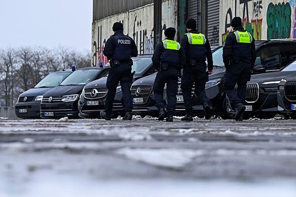 На дома в Германии упал метеорит