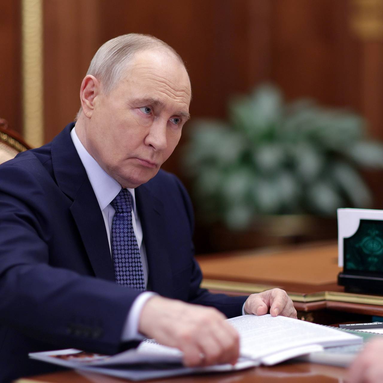 Путин заявил о готовности поставлять Европе нефть и газ