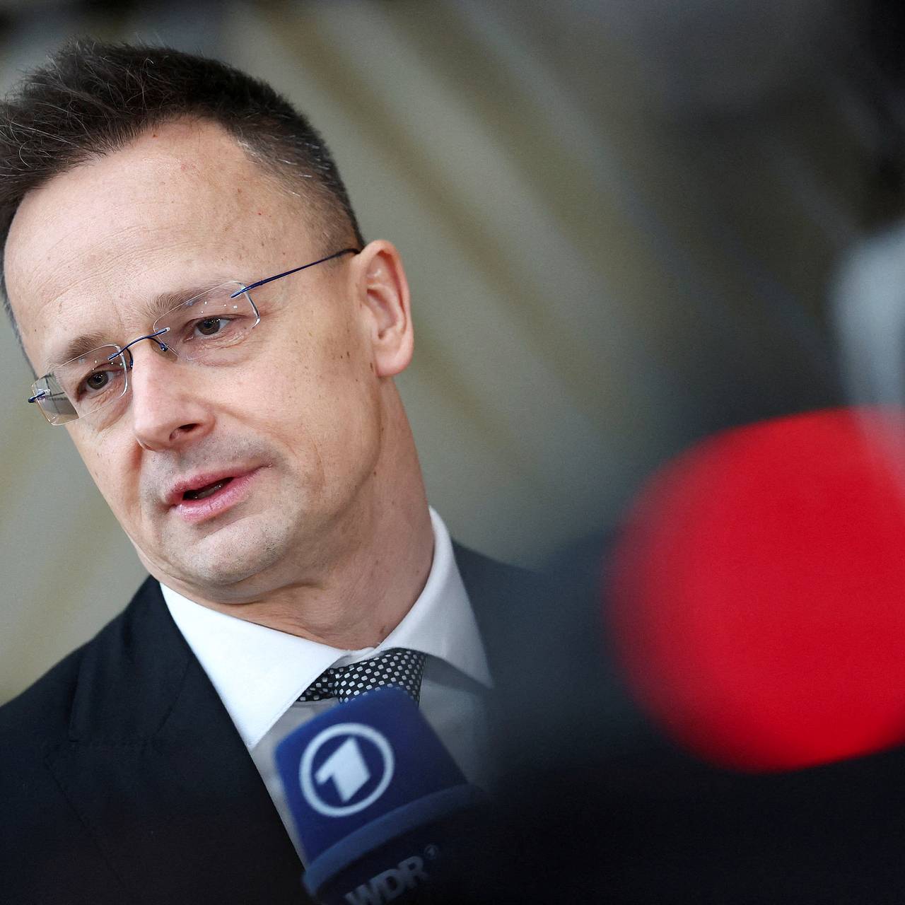 На Украине началась паника из-за конфискации в Венгрии миллионов долларов