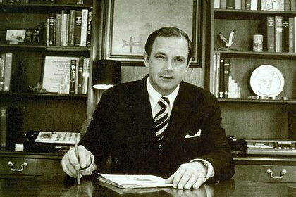 Умер раскрывший систему прослушки в Белом доме помощник Никсона