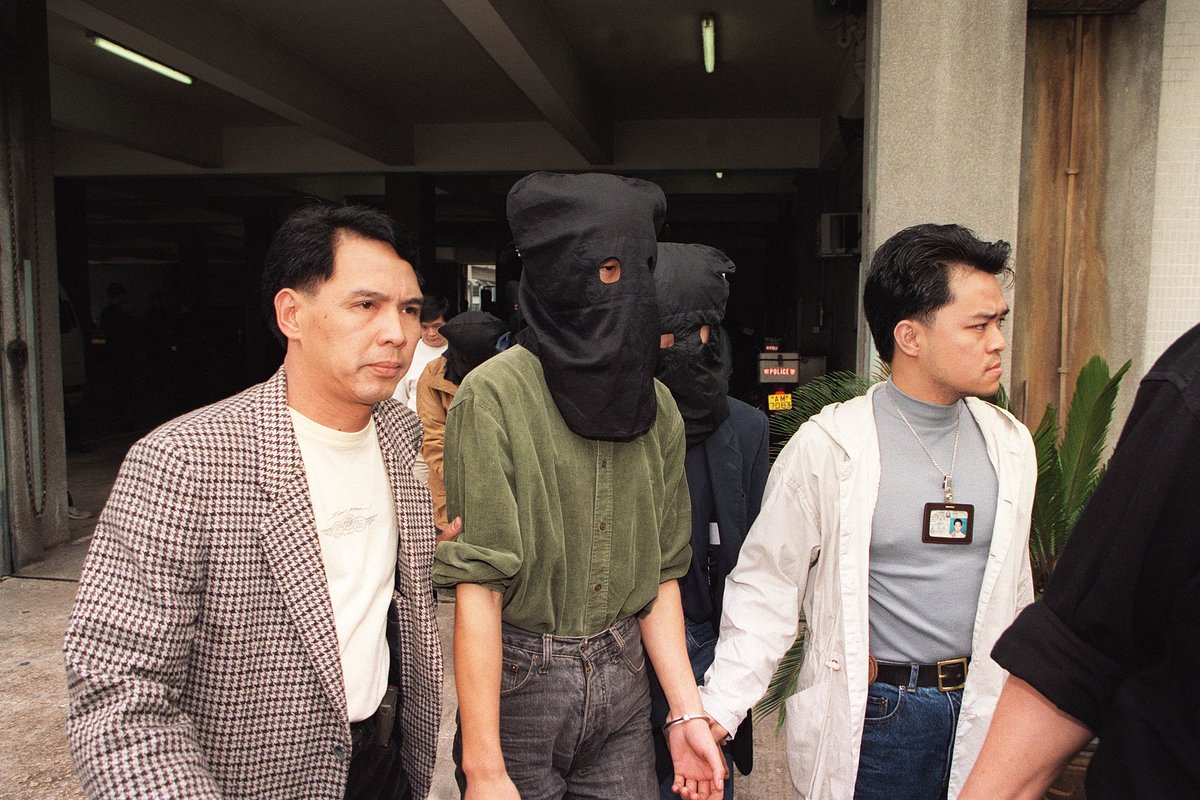 Задержанные члены Саньиона перед судом