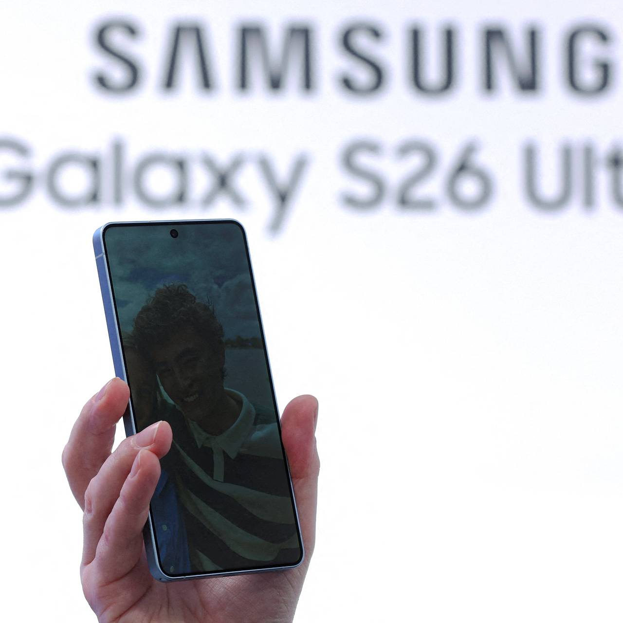 Смартфоны Samsung оказались забиты &laquo;мусором&raquo;