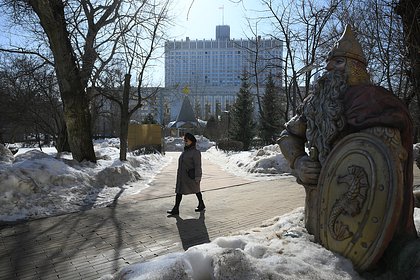 Москвичам назвали срок продолжения оттепели