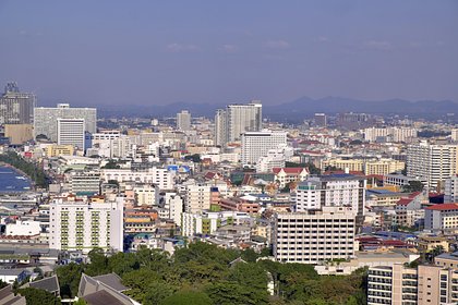 Иностранец голышом пробежал по улице в Таиланде и встревожил местных жителей