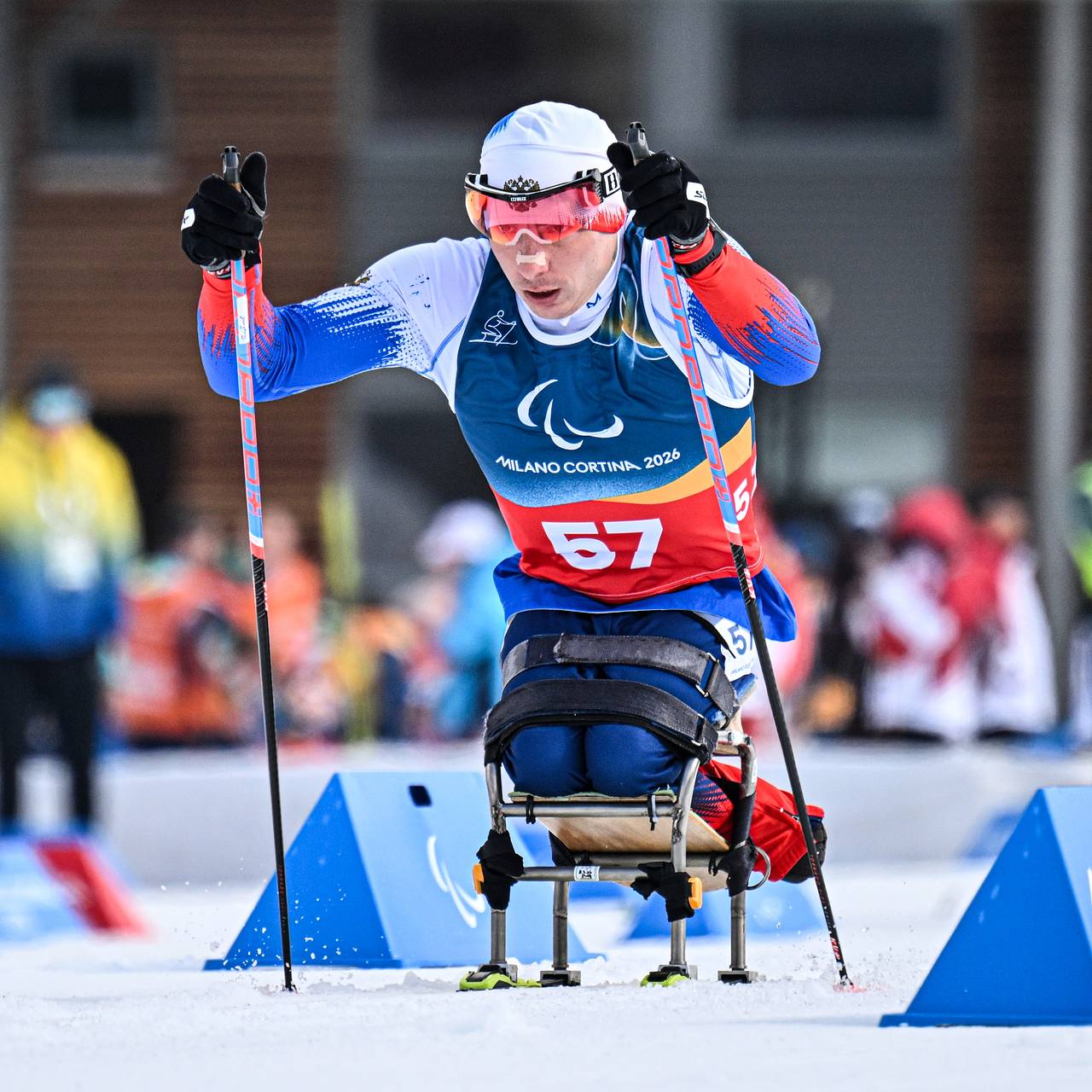 Лыжник Голубков принес сборной России третье золото Паралимпиады-2026