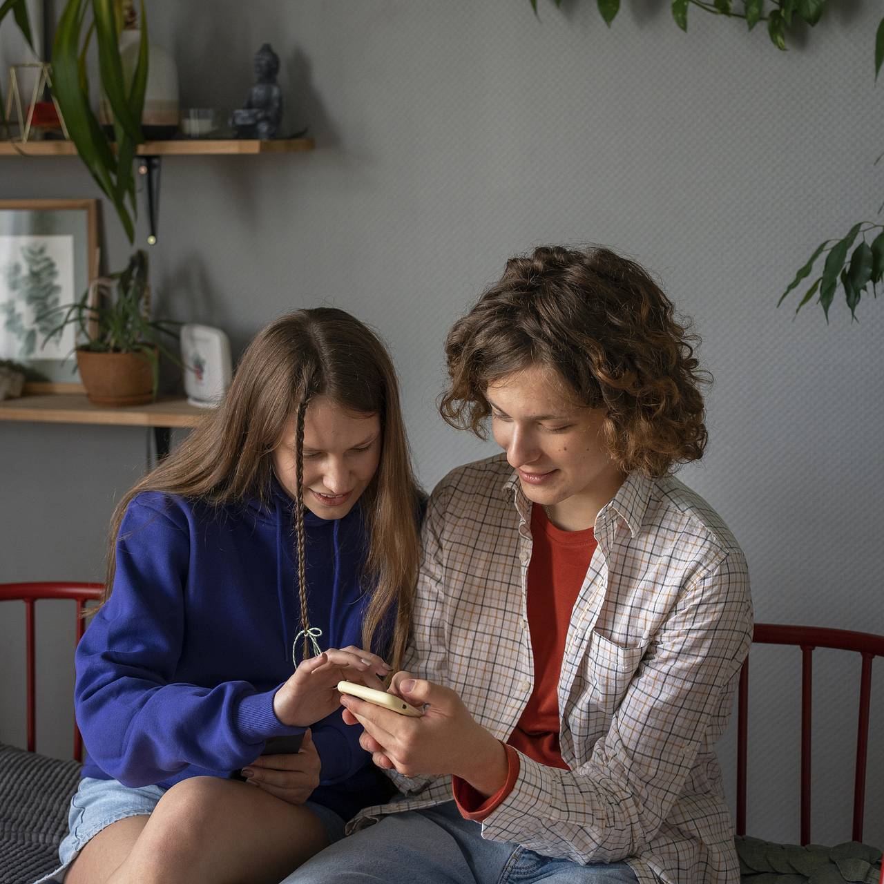 Родителям назвали самые распространенные ошибки в общении с детьми-школьниками