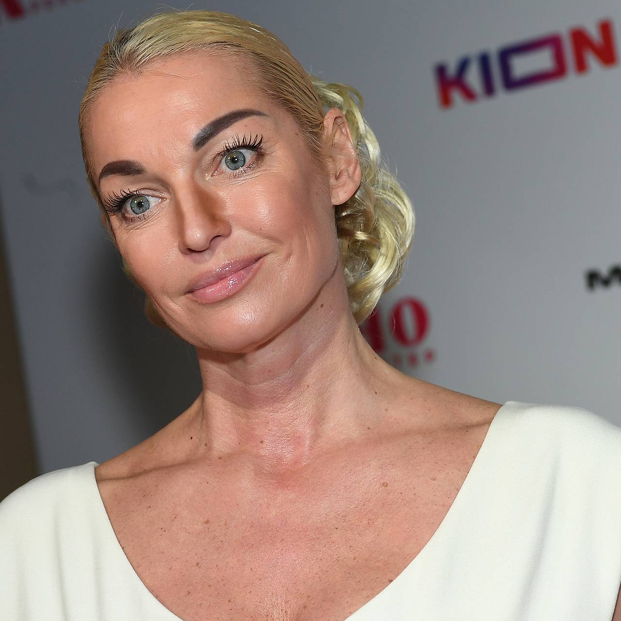 Волочкова обратилась к новому худруку Михайловского театра