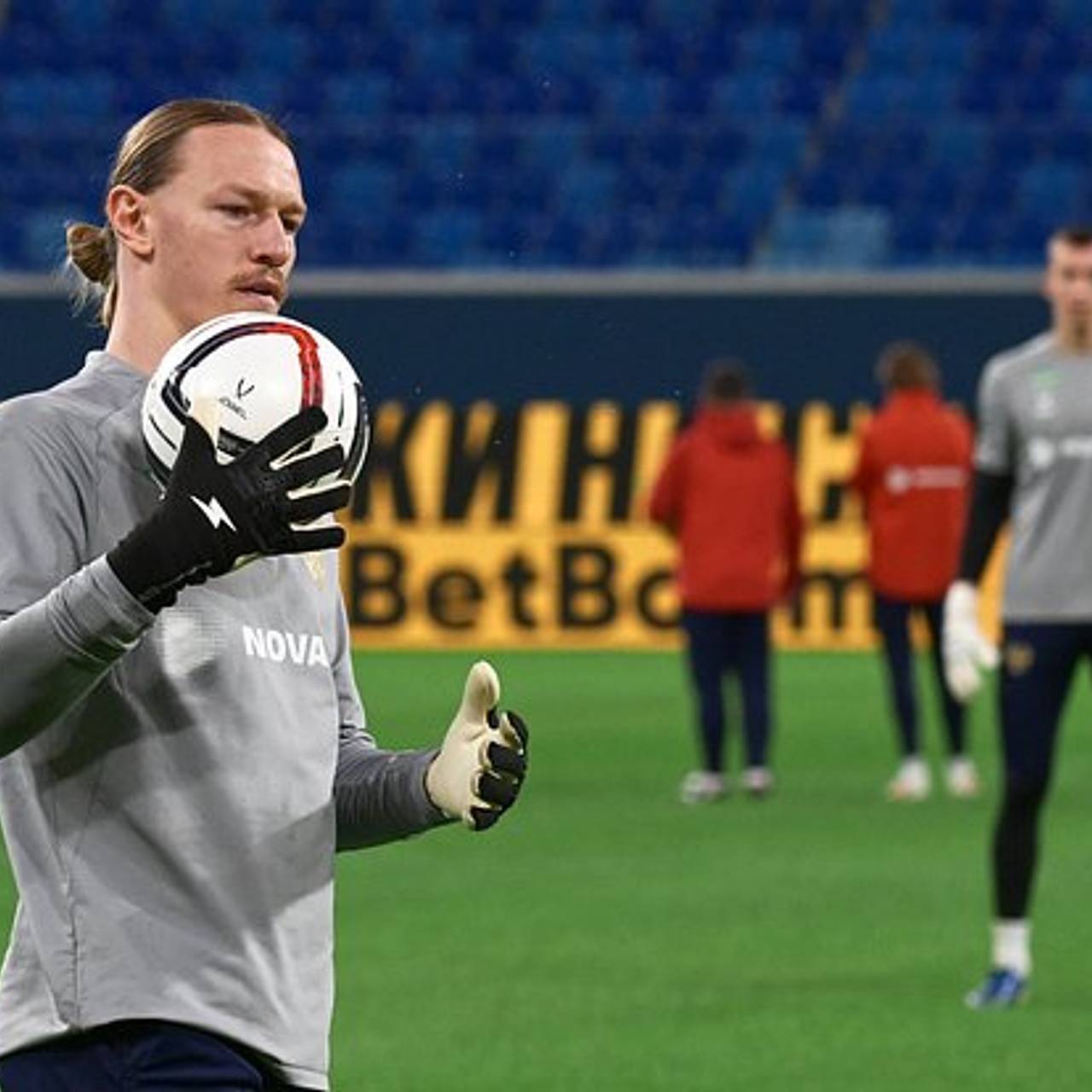 ПСЖ Сафонова одолел &laquo;Челси&raquo; в матче 1/8 финала Лиги чемпионов