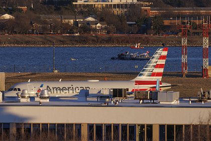 Снятая с рейса за просмотр видео без наушников пассажирка устроила истерику