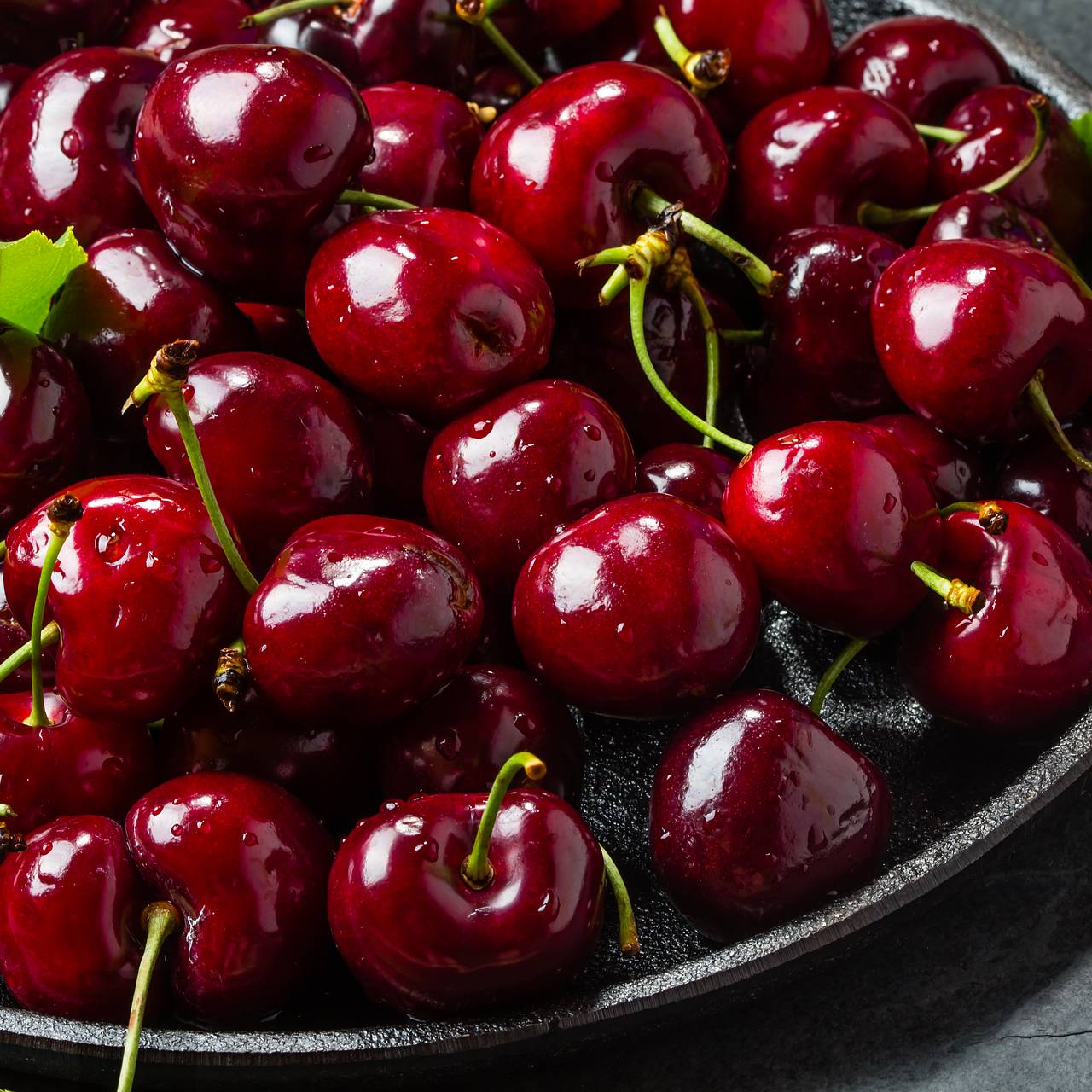 Привычная ягода оказалась полезна против агрессивной формы рака