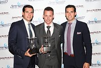 Братья-миллиардеры годами насиловали женщин, при этом заключая миллионные сделки со знаменитостями. Как их удалось раскрыть?