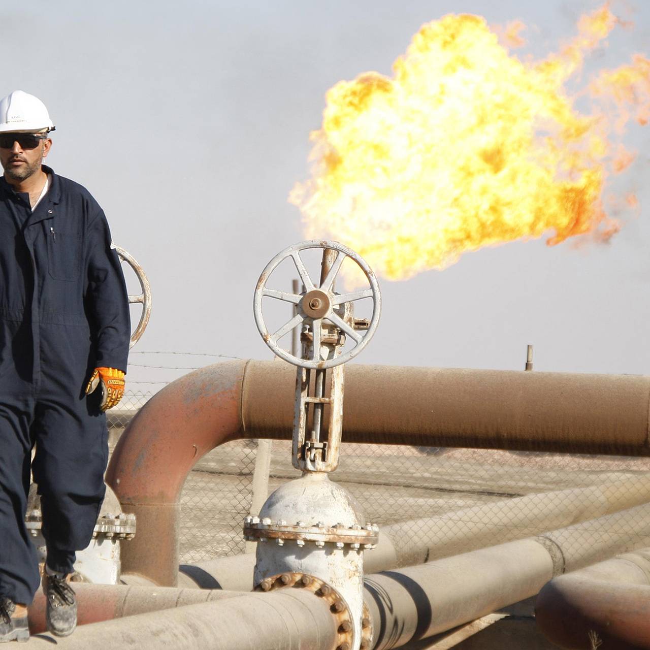 Одна из крупнейших нефтегазовых компаний в мире остановила добычу на Ближнем Востоке