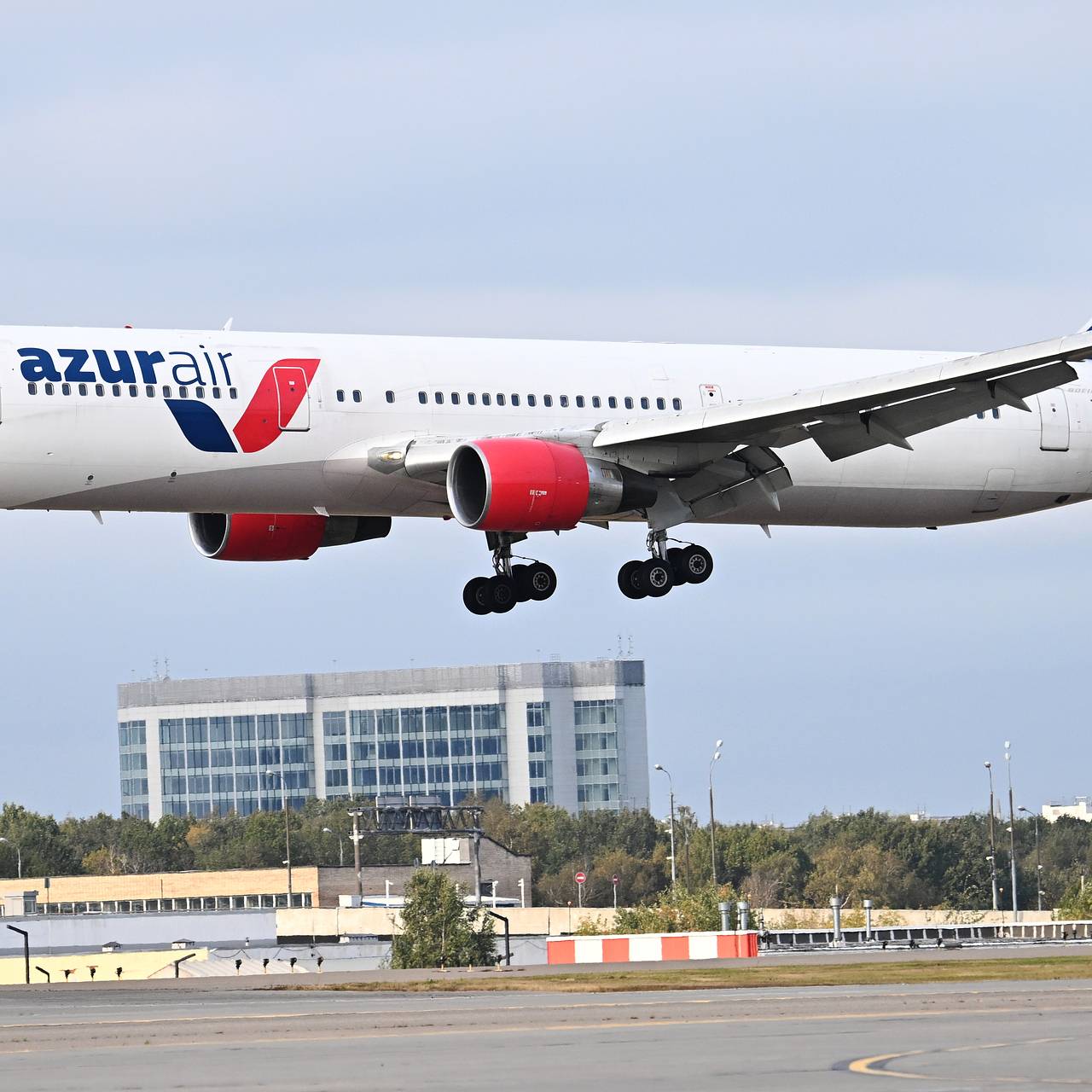 Российская авиакомпания продолжит полеты несмотря на ограничения