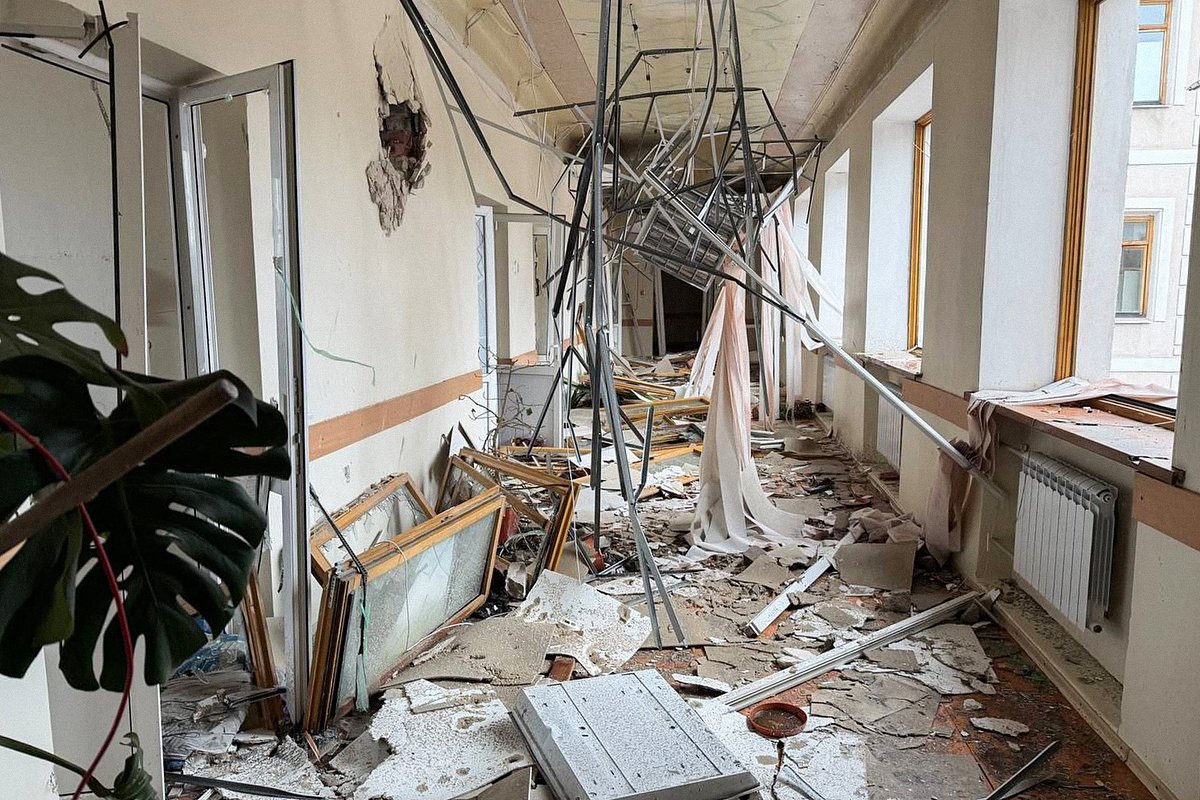 Последствия ударов ВСУ по больнице в ДНР