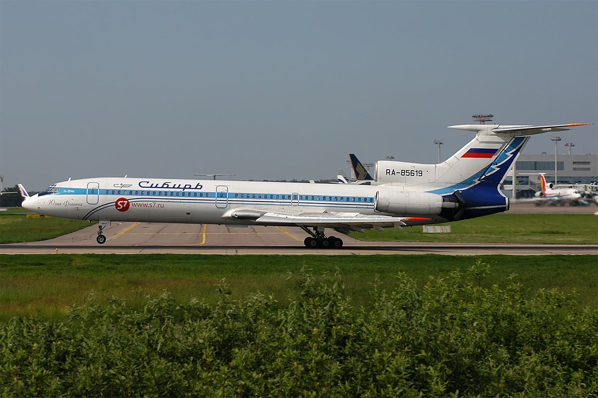 Угнанный самолет Ту-154 спустя 7,5 года после захвата