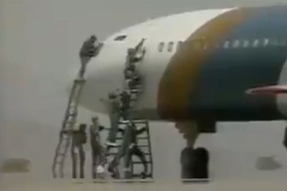 Спецназ Саудовской Аравии во время штурма Ту-154