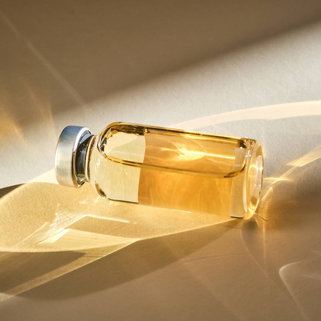 Москвичка ради омоложения вколола золото в лицо и оказалась на операционном столе