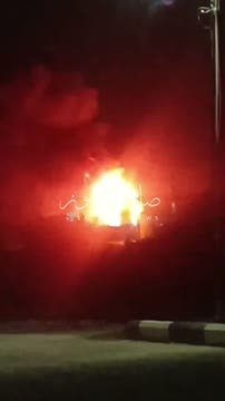 Появились кадры мощного пожара на американской базе в Багдаде после прилета