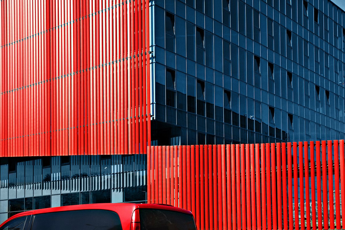 Снимок «Метафора» стал третьим в конкурсе фотографий номинации «Репортаж: Слово и его воплощение. Театр. Литература. Поэзия»