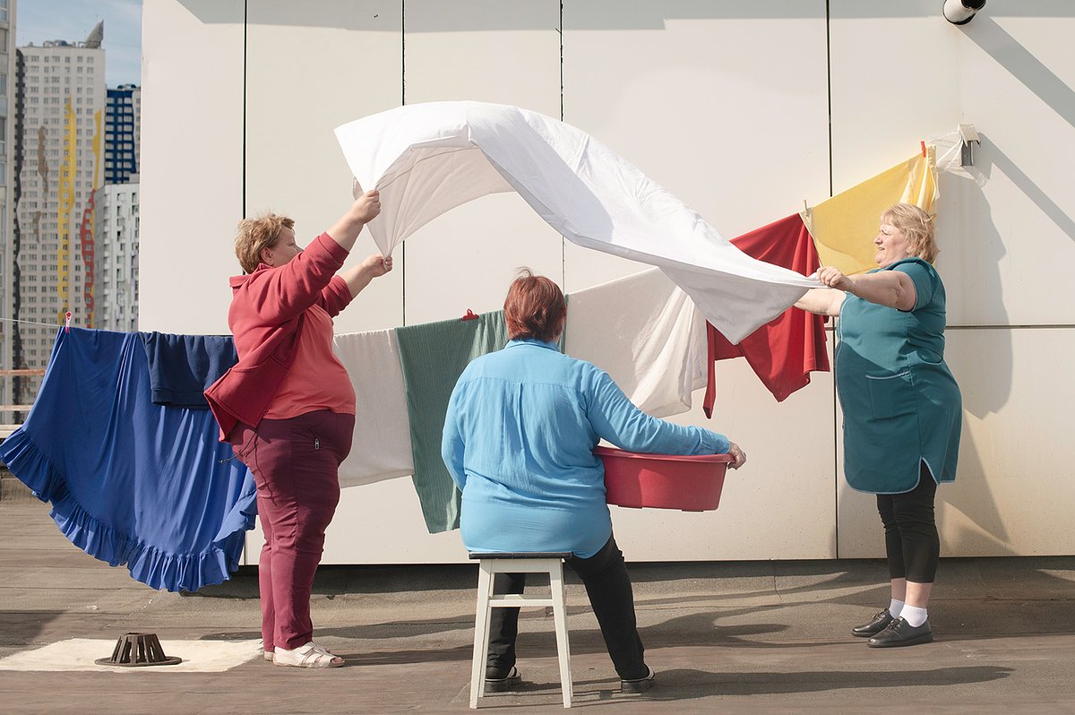 Работа «Консьержки» заняла третье место в конкурсе фотографий номинации «Арт-фотография: Знак. Изображение. Пространство»