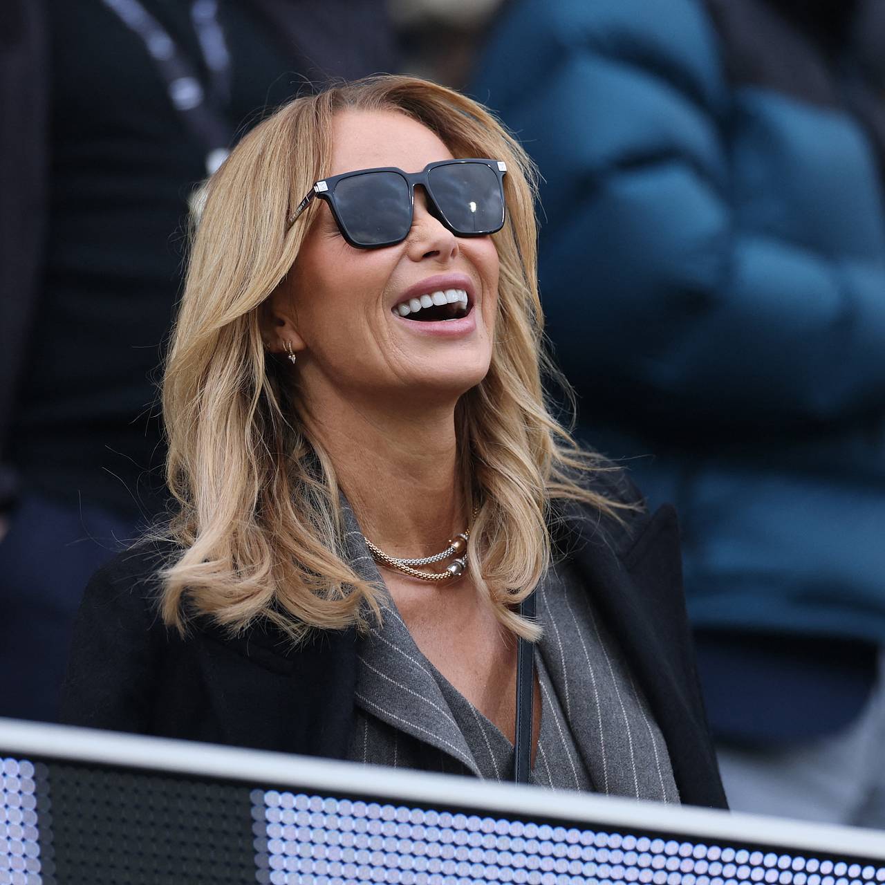 55-летняя телеведущая описала себя в постели и довела коллегу до истерики