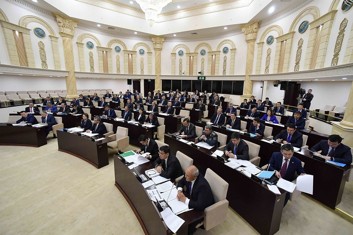 Сенат Казахстана, Астана, Казахстан, 26 апреля 2018 года