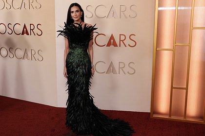 Водонаева защитила чрезмерную худобу Деми Мур