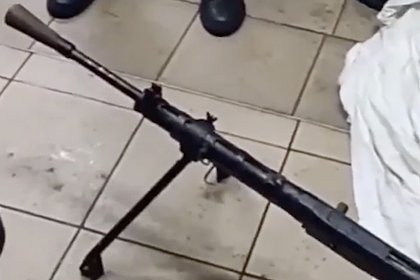 Найденный в автосервисе российского города пулемет показали на видео