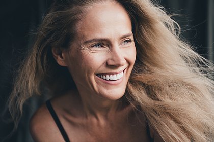 Назван приводящий к потере привлекательности возраст